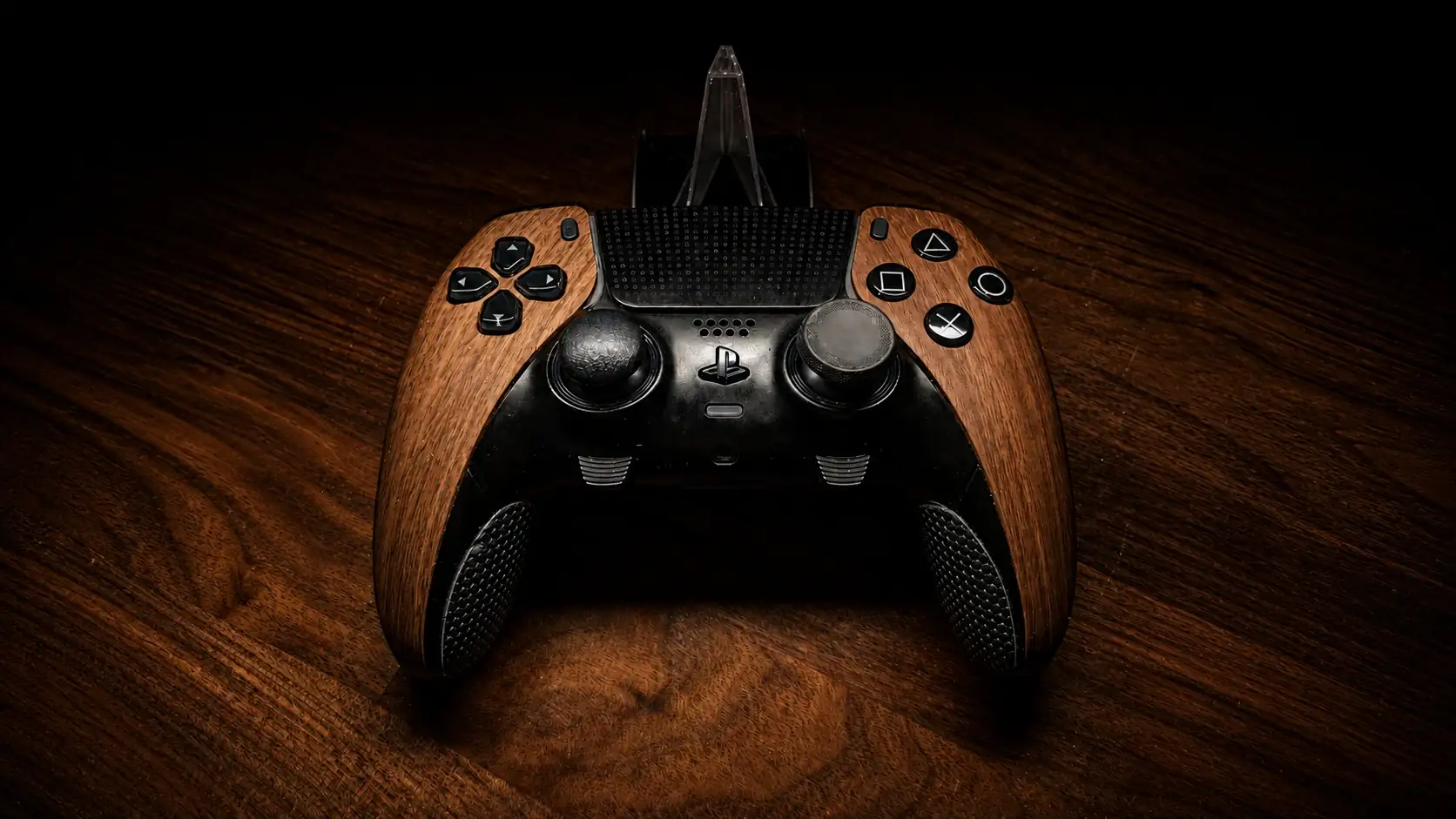 Custom houten controller build, voorzijde